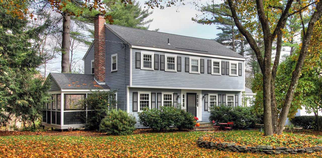 House Styles of New England Guide and Examples, Garrison Style